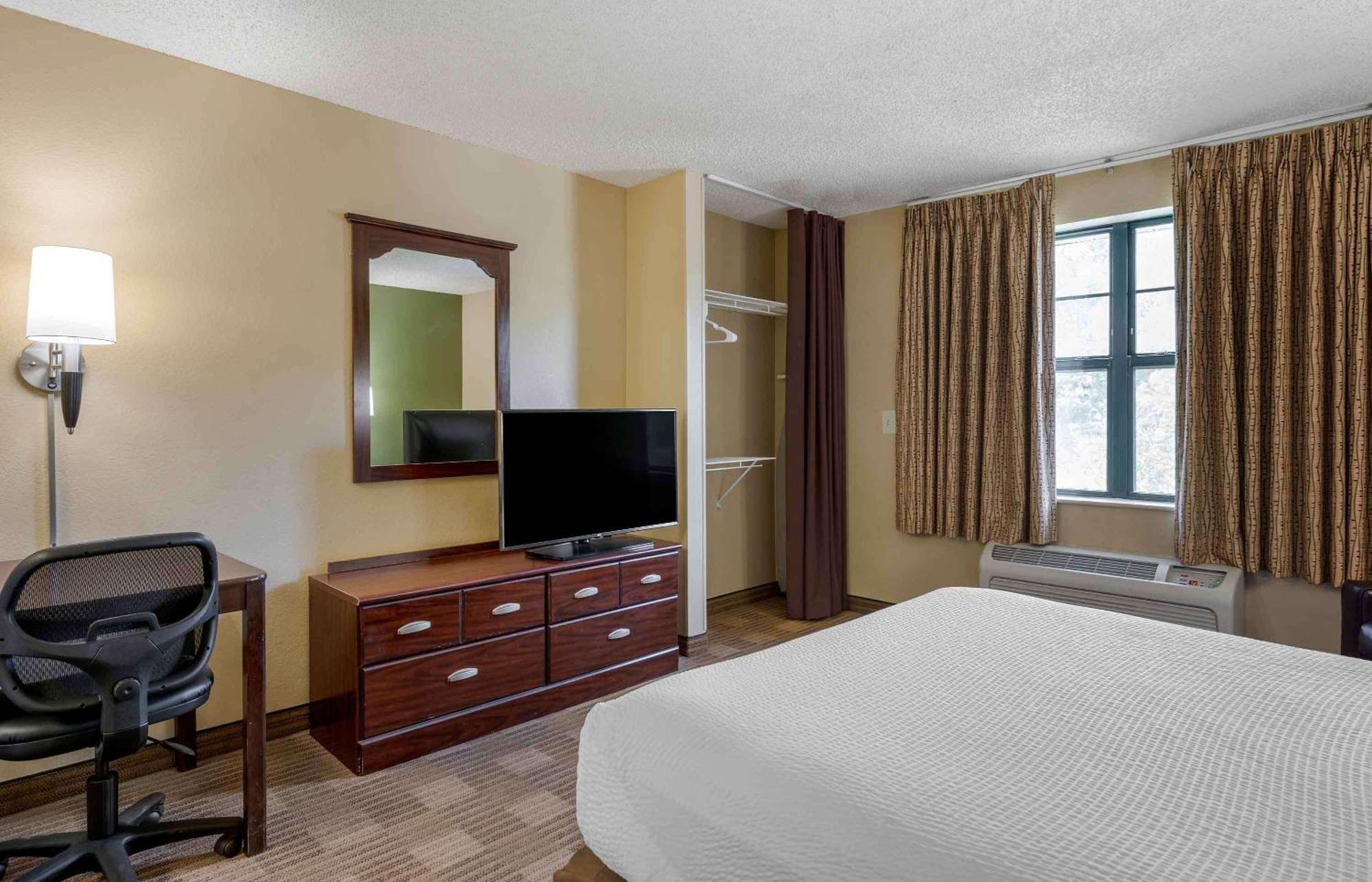 Extended Stay America Suites - Santa Barbara - Calle Real Goleta Exteriér fotografie